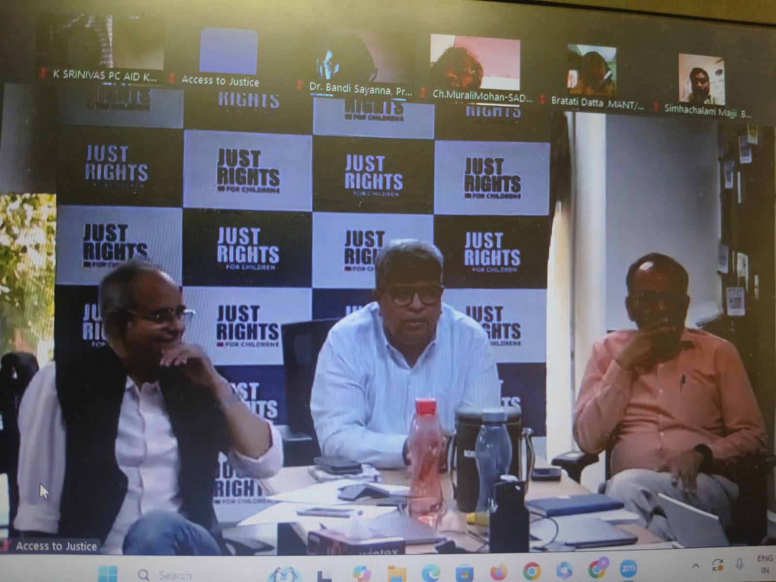 https://1ngo.sgp1.digitaloceanspaces.com/media/aidkhammam/A 2 J MAIN TEAM.jpg